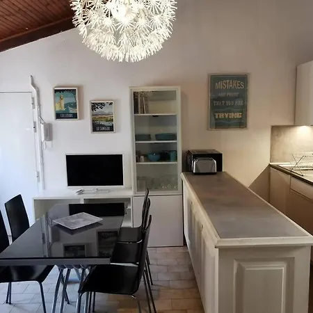 Bel Dans Le Centre Historique De Apartment